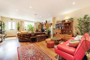Lounge shot 2- click for photo gallery